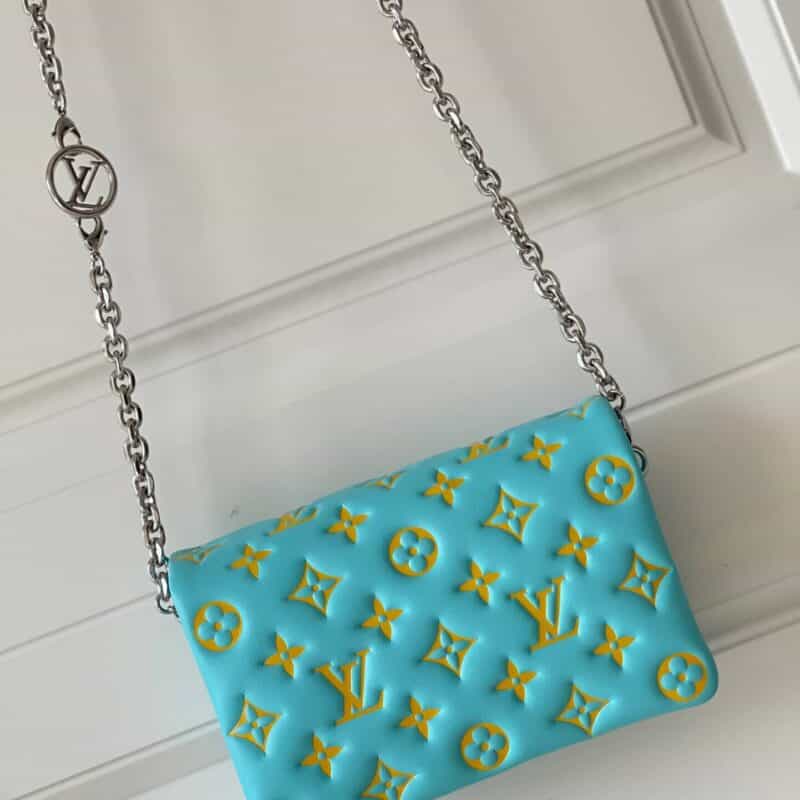 Louis Vuitton LV Pochette Coussin 链条包 M80744薄荷色