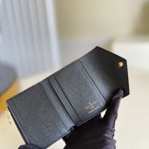 Louis Vuitton LV Zoé 钱夹 M80725