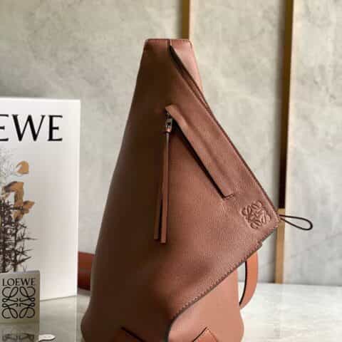 Loewe罗意威 Anton Backpack 焦糖色