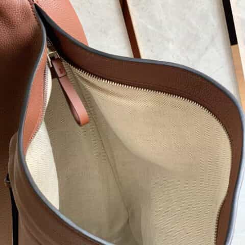 Loewe罗意威 Anton Backpack 焦糖色