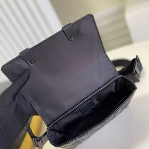 Louis Vuitton LV Trunk Slingbag单肩包 M57952