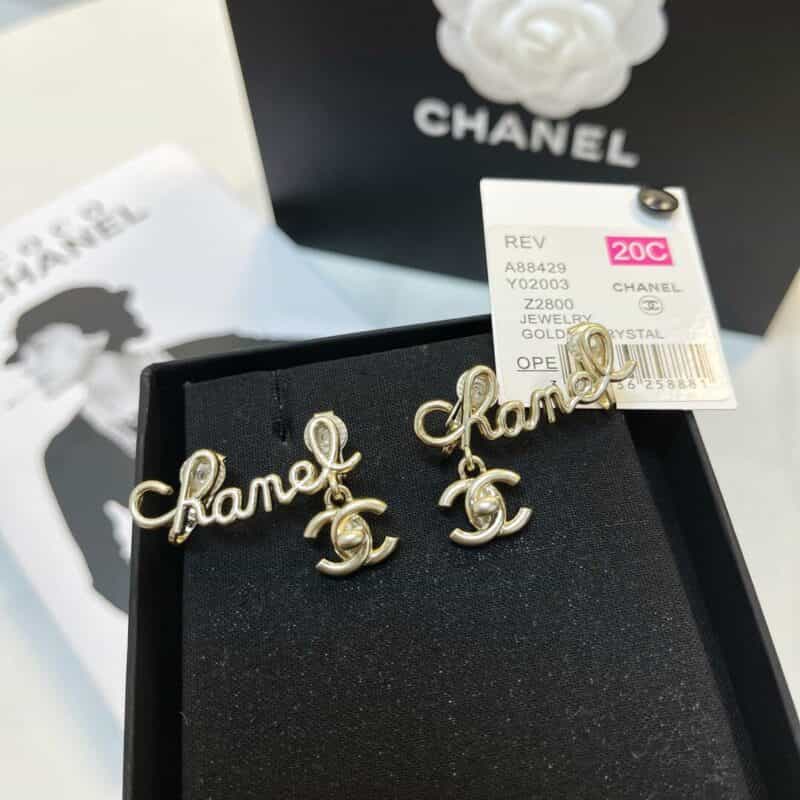 2021新款CHANEL香奈儿字母双c耳夹耳环