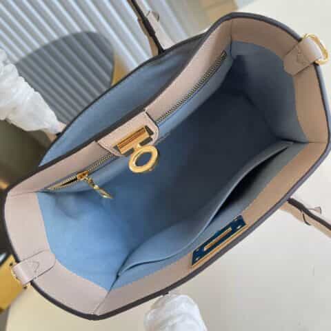 Louis Vuitton LV On My Side PM 手提包 M57729