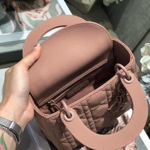 Dior Lady Matte哑光磨砂款三格戴妃包 裸粉