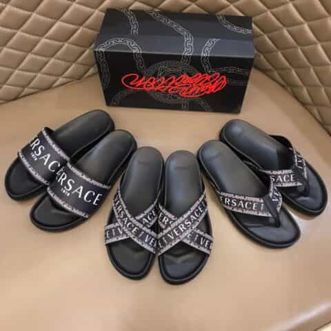 Versace范思哲    鞋面为3D打印牛皮经典男士拖鞋