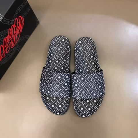 Versace范思哲   鞋面为3D打印牛皮经典男士拖鞋