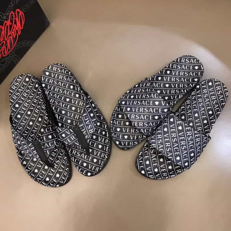 Versace范思哲   鞋面为3D打印牛皮经典男士拖鞋