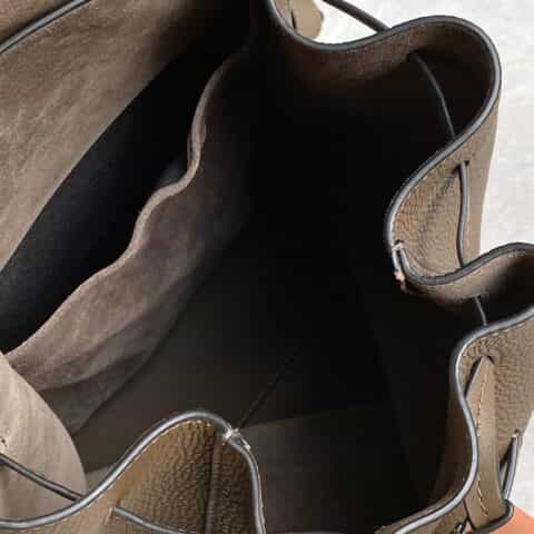 Loewe罗意威 粒面牛皮抽绳背包 土黄