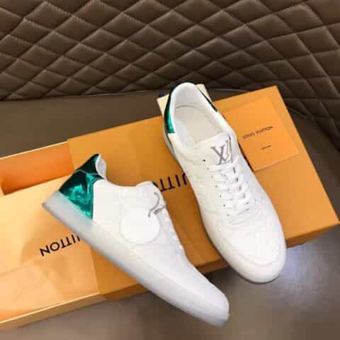 LV/路易威登  Monogram 压纹软粒面小牛皮制作男士经典休闲运动鞋