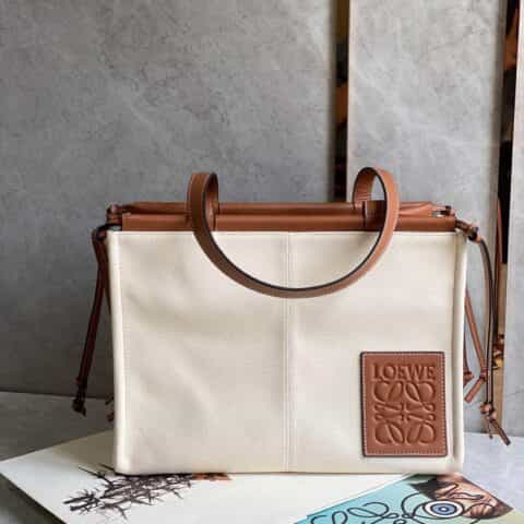 Loewe罗意威 cushion tote bag 0515焦糖色