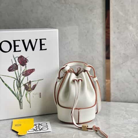 Loewe罗意威 超迷你Nano Balloon水桶包气球包 0660白色