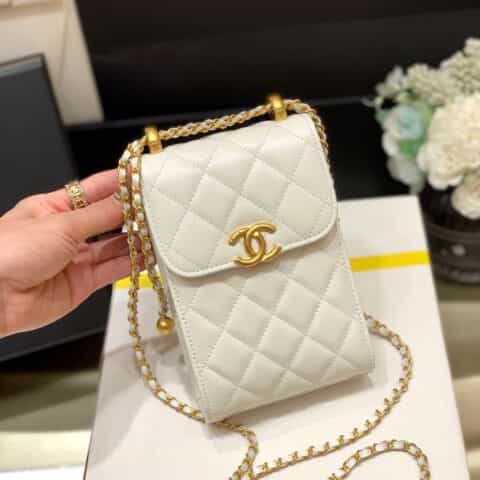 Chanel 2021早秋高级手工坊小金珠系列手机包 AP2291白色