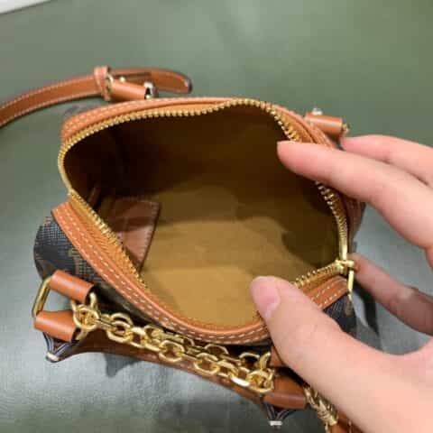 Celine Mini Boston 链条款枕头包 196892