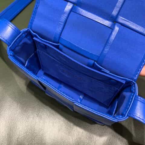 Bottega Veneta葆蝶家 Cassette编织三格Mini包 667048钴蓝色