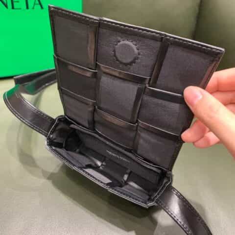Bottega Veneta葆蝶家 Cassette编织三格Mini包 667048黑色