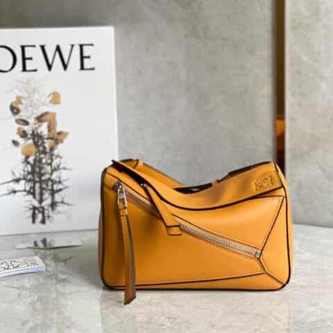 LOEWE罗意威 小牛皮Puzzle系列腰包 0188土黄