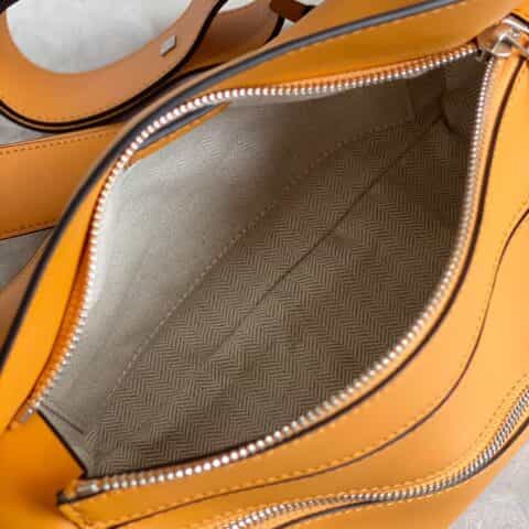 LOEWE罗意威 小牛皮Puzzle系列腰包 0188土黄
