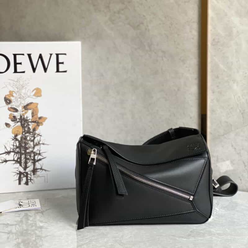 LOEWE罗意威 小牛皮Puzzle系列腰包 0188黑色