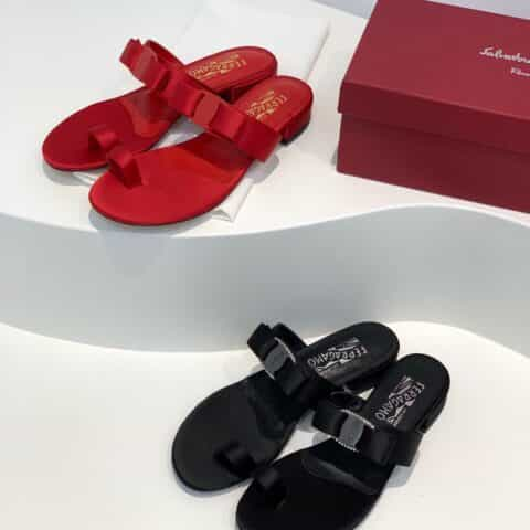 SF salvatore Ferraga*o  菲拉*慕春夏新款蝴蝶结真丝平底套趾一字带凉鞋凉拖