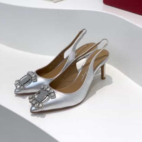 SF salvatore Ferraga*o  菲拉*慕全新钻扣尖头中跟细跟后空凉鞋