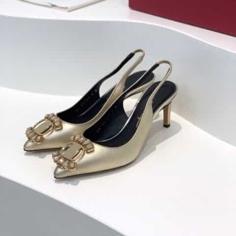 SF salvatore Ferraga*o  菲拉*慕全新钻扣尖头中跟细跟后空凉鞋