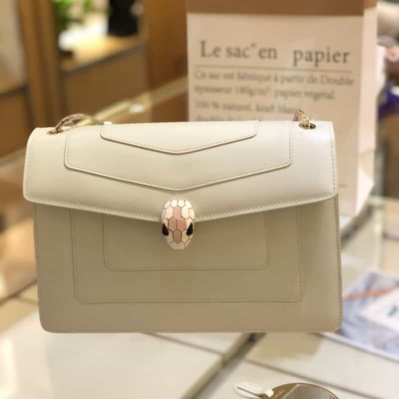 芯片款BVLGARI宝格丽玛瑙白小牛皮双层单肩斜挎蛇头包38326