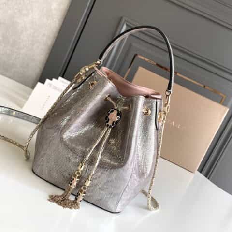 BVLGARI宝格丽"Sprpenti Forever "钻石粉晶金属质感水蛇皮水桶包287436