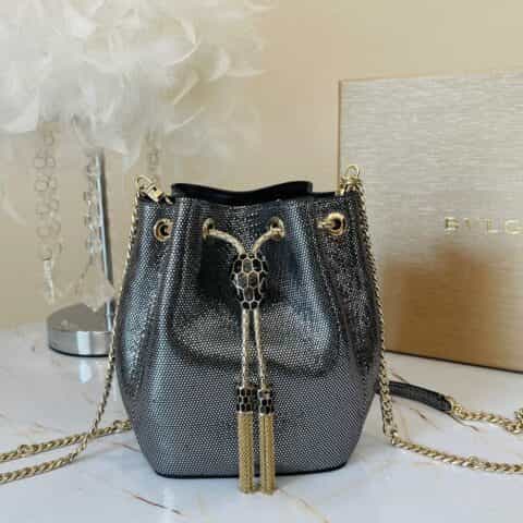 BVLGARI宝格丽"Sprpenti Forever "钻石炭灰金属质感水蛇皮水桶包289950