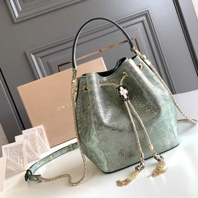 BVLGARI宝格丽"Sprpenti Forever "薄荷绿金属质感水蛇皮水桶包287436