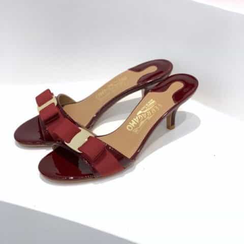 SF salvatore Ferraga*o  菲拉*慕经典款细跟拖鞋高跟凉拖