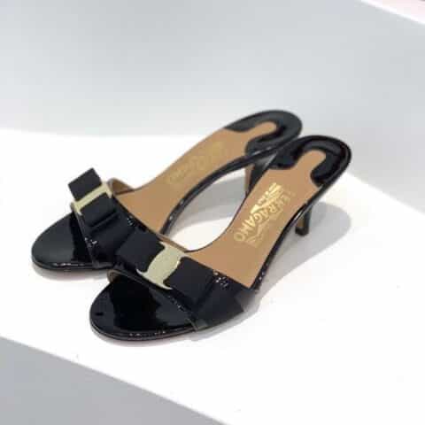 SF salvatore Ferraga*o  菲拉*慕经典款细跟拖鞋高跟凉拖