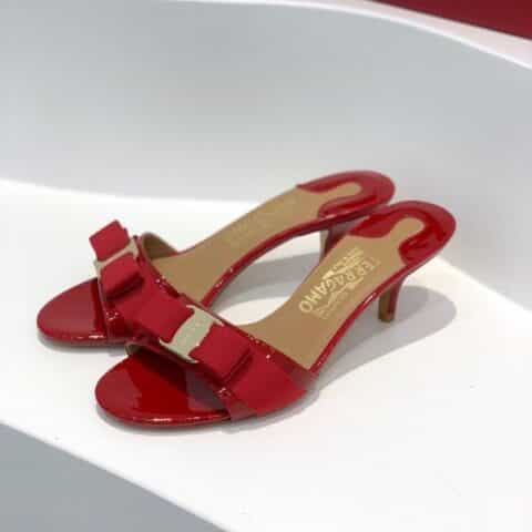 SF salvatore Ferraga*o  菲拉*慕经典款细跟拖鞋高跟凉拖