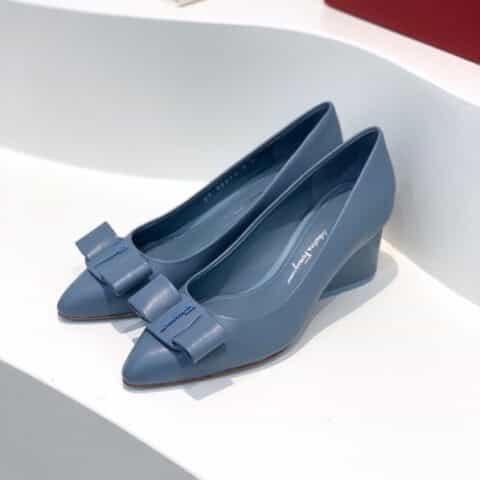SF salvatore Ferraga*o  菲拉*慕最新糖果色走秀款尖头浅口Viva芭蕾舞鞋