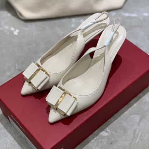 SF salvatore Ferraga*o  菲拉*慕最新款尖头叠层蝴蝶结中跟细跟后空凉鞋