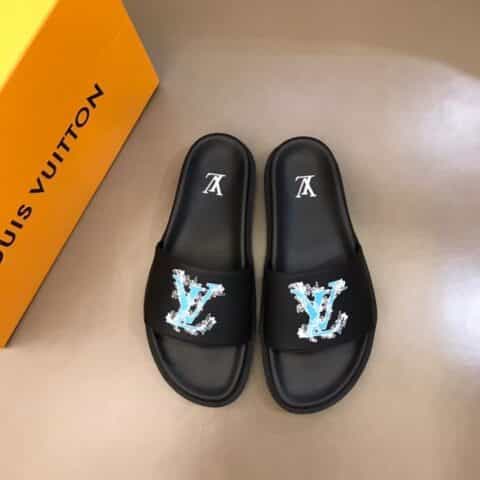 LV/路易威登    头层小牛皮材质新品男士拖鞋