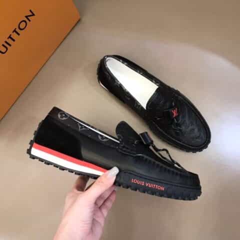 LV/路易威登   2021 L.  v Racer 莫卡辛休闲男鞋