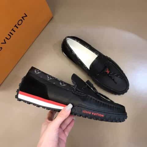 LV/路易威登   2021 L.  v Racer 莫卡辛休闲男鞋