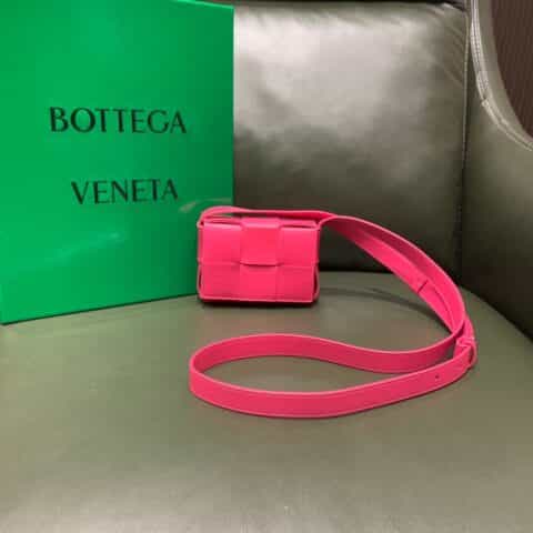 Bottega Veneta Mini Cassette 小包 666688羊皮粉红