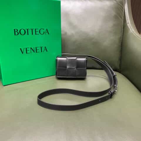 Bottega Veneta Mini Cassette 小包 666688羊皮黑色
