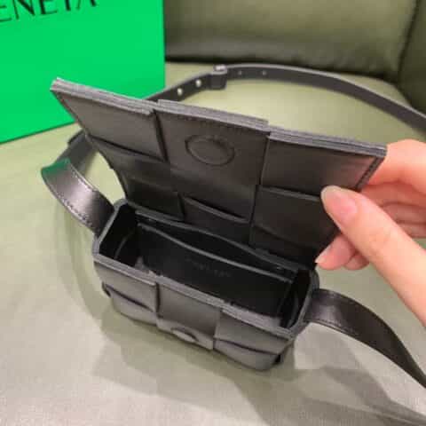Bottega Veneta Mini Cassette 小包 666688羊皮黑色