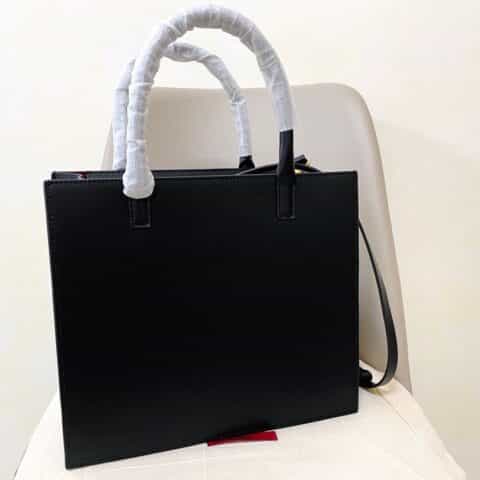 Valentino华伦天奴抛光小牛皮Garavani “VLogo”托特包1052