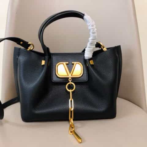 Valentino华伦天奴Garavani Escape 摔纹牛皮购物袋0099