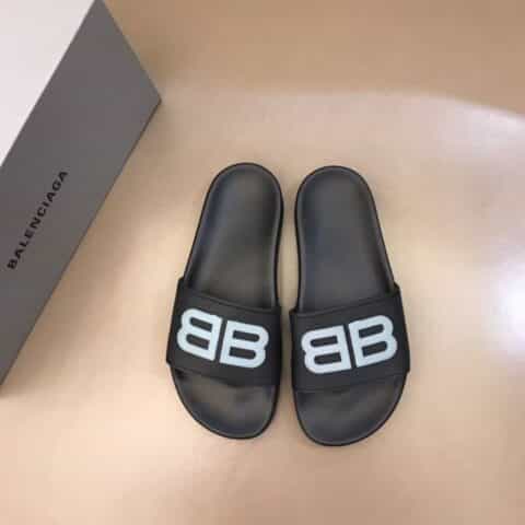 Balenciag* 巴黎.世家  夏季经典款情侣拖鞋