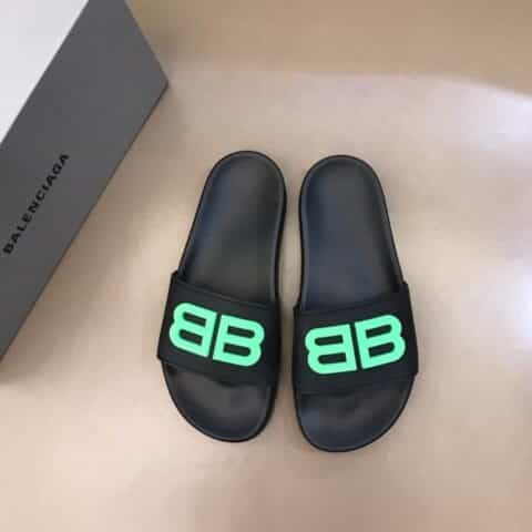 Balenciag* 巴黎.世家  夏季经典款情侣拖鞋