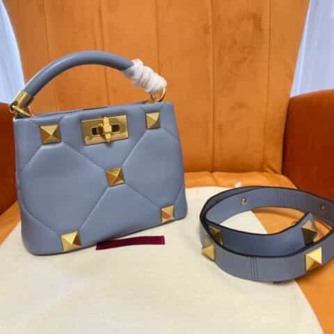 Valentino华伦天奴顶级羊皮大钉系列水桶包0199