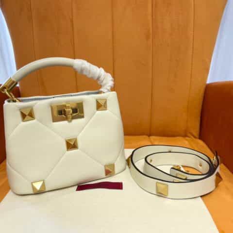 Valentino华伦天奴顶级羊皮大钉系列水桶包0199