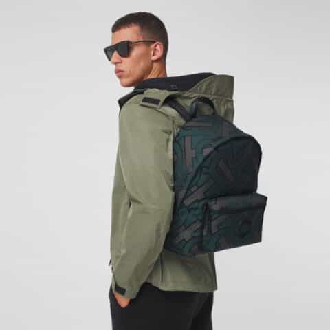 Burberry巴宝莉装饰 Thomas Bur专属标识图案提花双肩包