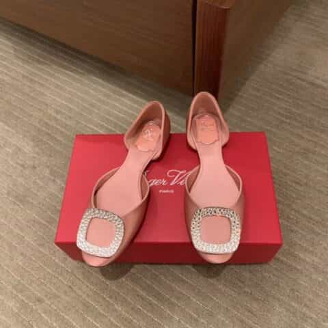Roger Vivier   RV 经典中空Chips水钻单鞋