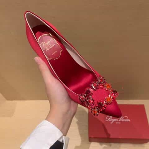 Roger Vivier   意大利真皮大底钻扣真丝 10cm高跟鞋