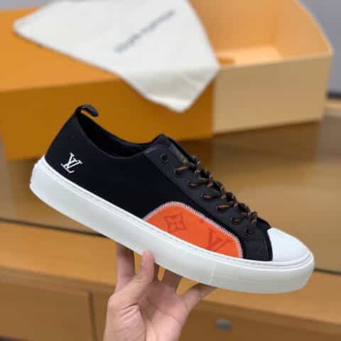 LV/路易威登   白色帆布和撞色Monogram印花男士运动鞋